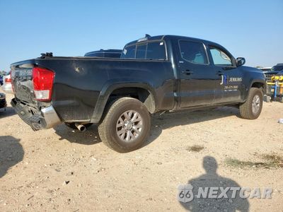Trzecie zdjęcie samochodu z tyłu: 2017 TOYOTA TACOMA DOUBLE CAB VIN:3TMDZ5BN1HM021915 - miniatura