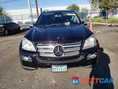Piąte zdjęcie samochodu w środku: 2009 MERCEDES-BENZ GL 550 4MATIC VIN:4JGBF86E39A497041 - miniatura