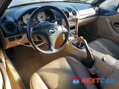 Zdjęcie 8 z 12 samochodu: 2001 MAZDA MX-5 MIATA BASE VIN:JM1NB353710207927 - miniatura