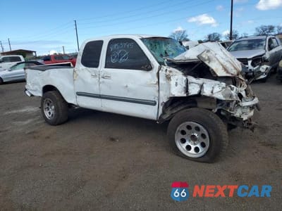 Czwarte zdjęcie samochodu z boku: 2004 TOYOTA TUNDRA ACCESS CAB SR5 VIN:5TBRN34124S442626 - miniatura