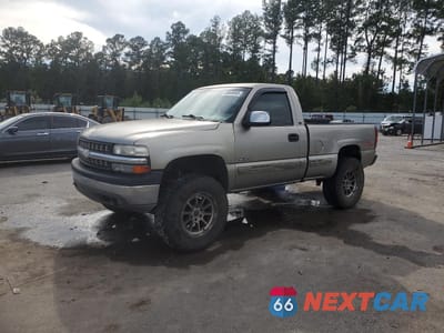 1999 CHEVROLET SILVERADO K1500 1GCEK14T0XZ118288 - główne zdjęcie licytacji z USA - miniatura