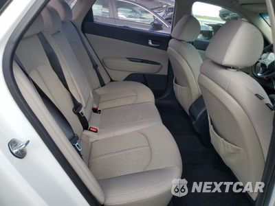 Zdjęcie 10 z 13 samochodu: 2016 KIA OPTIMA LX VIN:5XXGT4L39GG057664 - miniatura