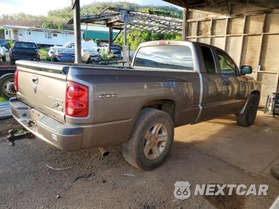 Trzecie zdjęcie samochodu z tyłu: 2010 DODGE DAKOTA SXT VIN:1D7CW3BP4AS131791 - miniatura