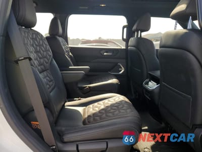 Zdjęcie 11 z 13 samochodu: 2025 NISSAN ARMADA PLATINUM VIN:JN8AY3EB2S9101133 - miniatura