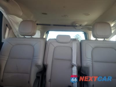 Zdjęcie 10 z 14 samochodu: 2023 LINCOLN NAVIGATOR L RESERVE VIN:5LMJJ3LG3PEL01234 - miniatura