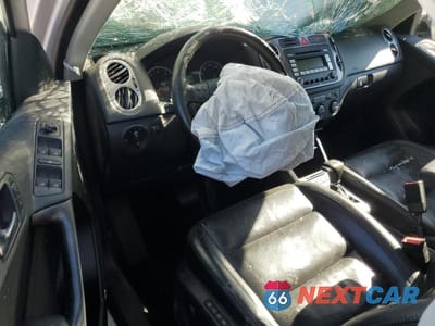 Zdjęcie 8 z 14 samochodu: 2009 VOLKSWAGEN TIGUAN SE VIN:WVGBV75N19W542186 - miniatura