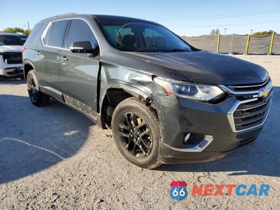 Czwarte zdjęcie samochodu z boku: 2019 CHEVROLET TRAVERSE LT VIN:1GNERGKW7KJ136734 - miniatura