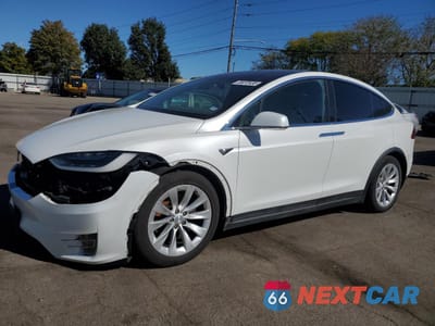 2017 TESLA MODEL X 5YJXCBE24HF076684 - główne zdjęcie licytacji z USA - miniatura