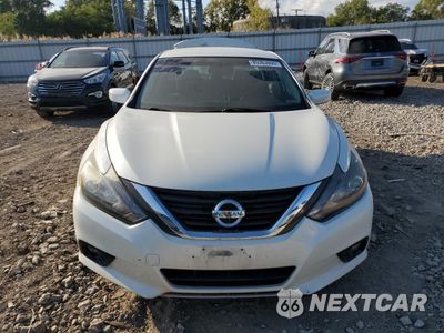 Piąte zdjęcie samochodu w środku: 2016 NISSAN ALTIMA 2.5 VIN:1N4AL3AP9GC206389 - miniatura