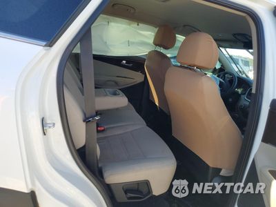 Zdjęcie 11 z 13 samochodu: 2018 KIA SORENTO LX VIN:5XYPG4A33JG358134 - miniatura