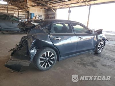 Trzecie zdjęcie samochodu z tyłu: 2018 NISSAN ALTIMA 2.5 VIN:1N4AL3AP7JC280403 - miniatura