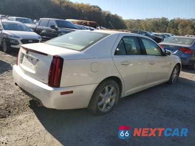 Trzecie zdjęcie samochodu z tyłu: 2005 CADILLAC STS VIN:1G6DW677350156808 - miniatura