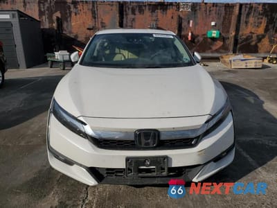 Piąte zdjęcie samochodu w środku: 2018 HONDA CLARITY TOURING VIN:JHMZC5F34JC008355 - miniatura