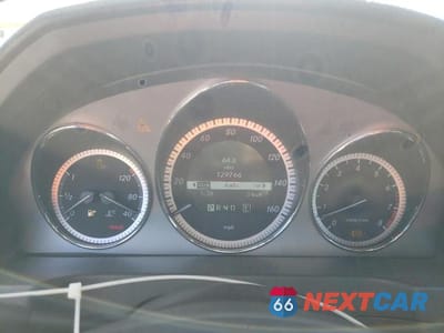Zdjęcie 9 z 12 samochodu: 2011 MERCEDES-BENZ C 300 4MATIC VIN:WDDGF8BB1BR144848 - miniatura