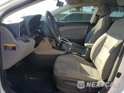Zdjęcie 7 z 11 samochodu: 2017 HYUNDAI ELANTRA SE VIN:5NPD74LF7HH139223 - miniatura