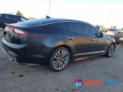 Trzecie zdjęcie samochodu z tyłu: 2019 KIA STINGER VIN:KNAE15LA0K6065609 - miniatura