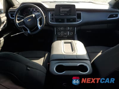 Zdjęcie 8 z 17 samochodu: 2024 CHEVROLET SUBURBAN C1500 LS VIN:1GNSCBKD4RR253981 - miniatura