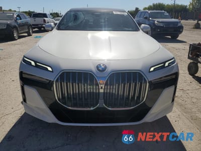 Piąte zdjęcie samochodu w środku: 2024 BMW 740 I VIN:WBA23EH06RCR00198 - miniatura