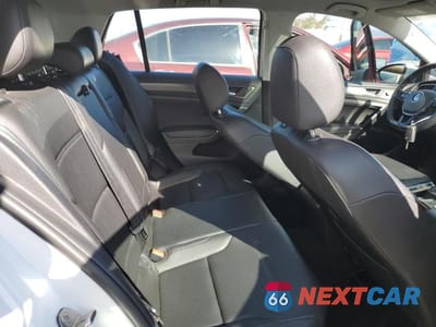 Zdjęcie 10 z 12 samochodu: 2021 VOLKSWAGEN GOLF VIN:3VWG57AU8MM005232 - miniatura