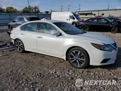 Czwarte zdjęcie samochodu z boku: 2016 NISSAN ALTIMA 2.5 VIN:1N4AL3AP9GC206389 - miniatura
