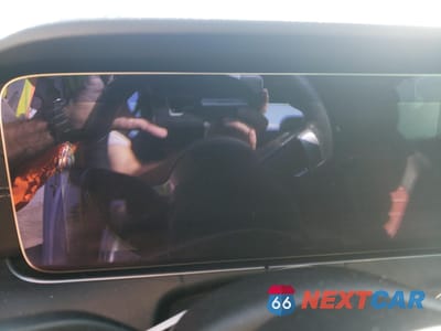 Zdjęcie 9 z 12 samochodu: 2021 MERCEDES BENZ E 450 VIN:W1K1J5JB9MF150969 - miniatura