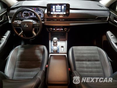 Zdjęcie 8 z 15 samochodu: 2024 MITSUBISHI OUTLANDER SE VIN:JA4J3VA82RZ082040 - miniatura