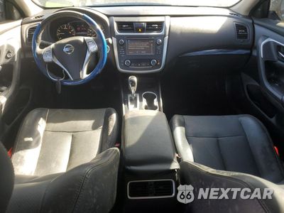 Zdjęcie 8 z 12 samochodu: 2016 NISSAN ALTIMA 2.5 VIN:1N4AL3AP2GC241954 - miniatura