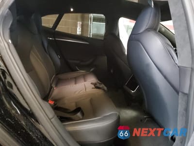 Zdjęcie 10 z 12 samochodu: 2021 TESLA MODEL S VIN:5YJSA1E60MF443426 - miniatura