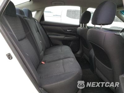 Zdjęcie 10 z 12 samochodu: 2016 NISSAN ALTIMA 2.5 VIN:1N4AL3AP8GC285814 - miniatura