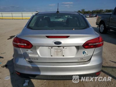 Zdjęcie 6 z 12 samochodu: 2016 FORD FOCUS SE VIN:1FADP3F24GL391403 - miniatura