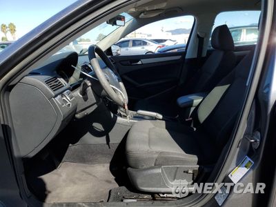 Zdjęcie 7 z 12 samochodu: 2013 VOLKSWAGEN PASSAT S VIN:1VWAP7A37DC012293 - miniatura