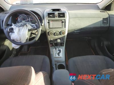 Zdjęcie 8 z 13 samochodu: 2013 TOYOTA COROLLA S SPECIAL EDITION VIN:2T1BU4EE4DC074591 - miniatura