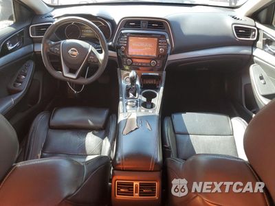 Zdjęcie 8 z 14 samochodu: 2017 NISSAN MAXIMA 3.5S VIN:1N4AA6AP2HC449194 - miniatura