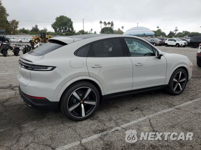 Trzecie zdjęcie samochodu z tyłu: 2025 PORSCHE CAYENNE COUPE VIN:WP1BA2AY9SDA31537 - miniatura