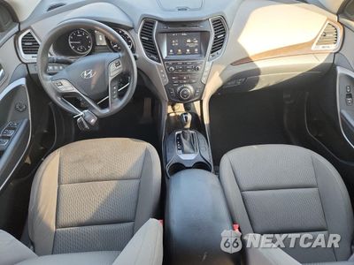 Zdjęcie 8 z 14 samochodu: 2017 HYUNDAI SANTA FE SE VIN:KM8SM4HFXHU172582 - miniatura