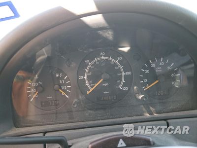 Zdjęcie 9 z 14 samochodu: 1998 MERCEDES-BENZ ML 320 VIN:4JGAB54E6WA029423 - miniatura