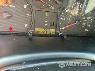 Zdjęcie 8 z 15 samochodu: 2005 HYUNDAI SONATA GLS VIN:KMHWF35H95A106663 - miniatura