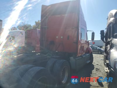 Czwarte zdjęcie samochodu z boku: 2017 INTERNATIONAL PROSTAR SEMI TRUCK VIN:3HSDJAPR1HN429473 - miniatura