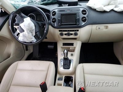 Zdjęcie 8 z 13 samochodu: 2017 VOLKSWAGEN TIGUAN S VIN:WVGBV7AX0HW506821 - miniatura