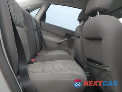 Zdjęcie 10 z 12 samochodu: 2005 FORD FOCUS ZX4 VIN:1FAFP34N85W150025 - miniatura
