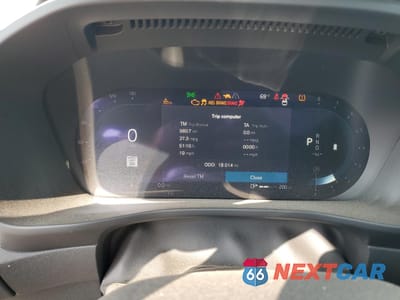 Zdjęcie 9 z 16 samochodu: 2025 VOLVO XC40 CORE VIN:YV4L12UJ6S2473169 - miniatura