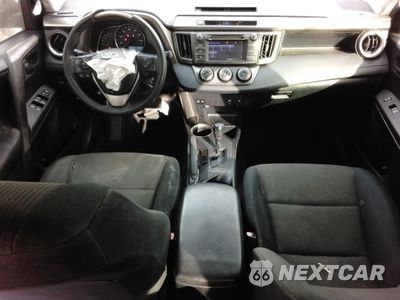 Zdjęcie 8 z 13 samochodu: 2014 TOYOTA RAV4 LE VIN:JTMZFREV9ED034338 - miniatura
