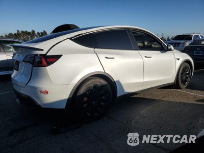 Trzecie zdjęcie samochodu z tyłu: 2021 TESLA MODEL Y VIN:5YJYGDEE1MF090728 - miniatura