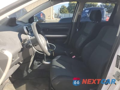 Zdjęcie 7 z 14 samochodu: 2006 TOYOTA SCION XA VIN:JTKKT624065018683 - miniatura