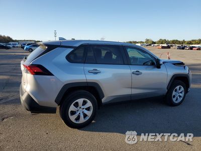Trzecie zdjęcie samochodu z tyłu: 2024 TOYOTA RAV4 LE VIN:2T3G1RFV6RC423534 - miniatura