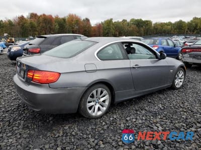 Trzecie zdjęcie samochodu z tyłu: 2011 BMW 328 XI SULEV VIN:WBAKF5C50BE654883 - miniatura
