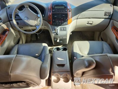 Zdjęcie 8 z 14 samochodu: 2006 TOYOTA SIENNA XLE VIN:5TDBA22C76S054958 - miniatura