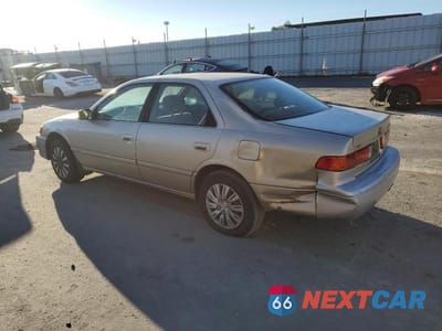 Drugie zdjęcie samochodu z przodu: 2000 TOYOTA CAMRY CE VIN:JT2BG22K6Y0490155 - miniatura