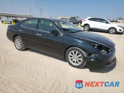 Czwarte zdjęcie samochodu z boku: 2002 LEXUS ES 300 VIN:JTHBF30G520048679 - miniatura