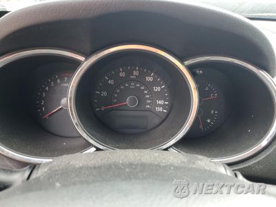 Zdjęcie 9 z 13 samochodu: 2011 KIA SORENTO BASE VIN:5XYKT3A11BG022000 - miniatura